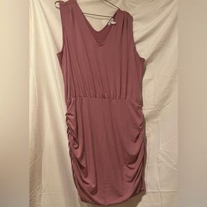 V-neck elastic sided dress